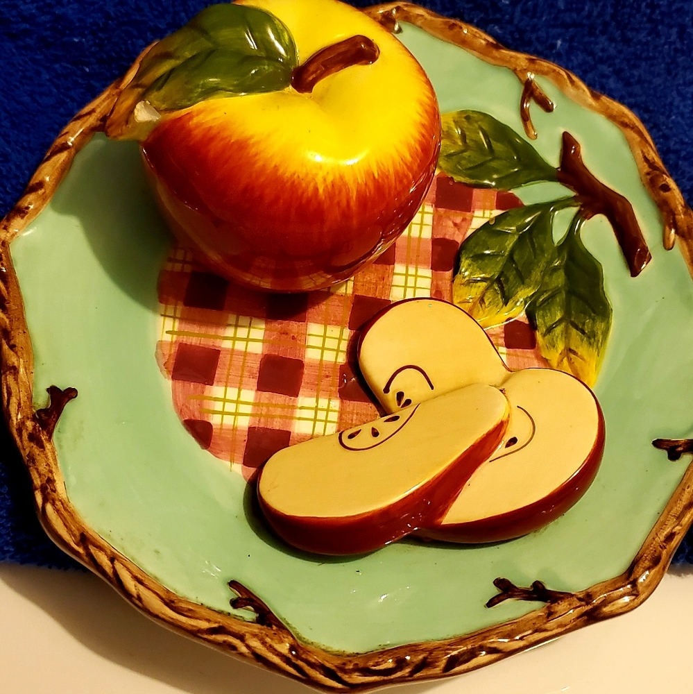 Country  Apple🍎 🍏 decorative plate